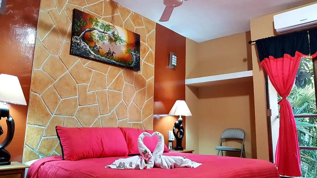 Hotel Mayahau Coba