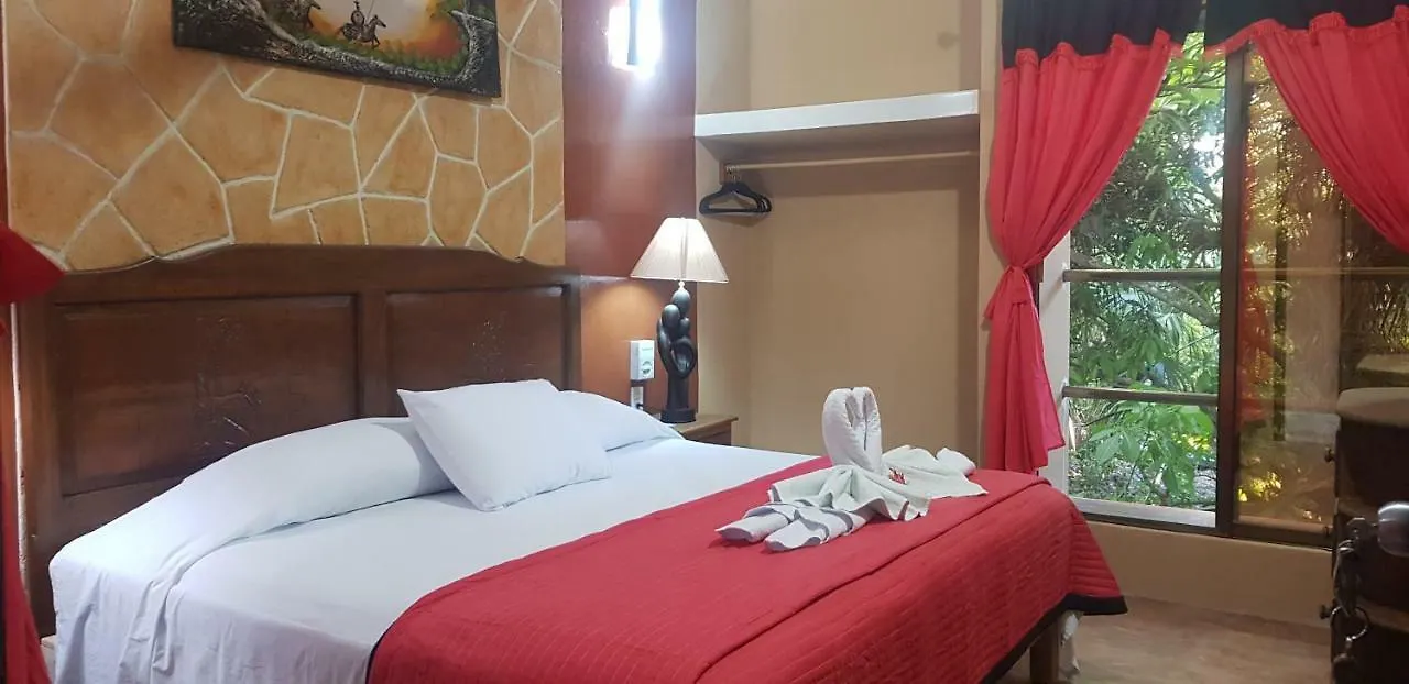Hotel Mayahau Coba