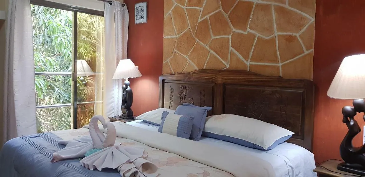 Hotel Mayahau Coba