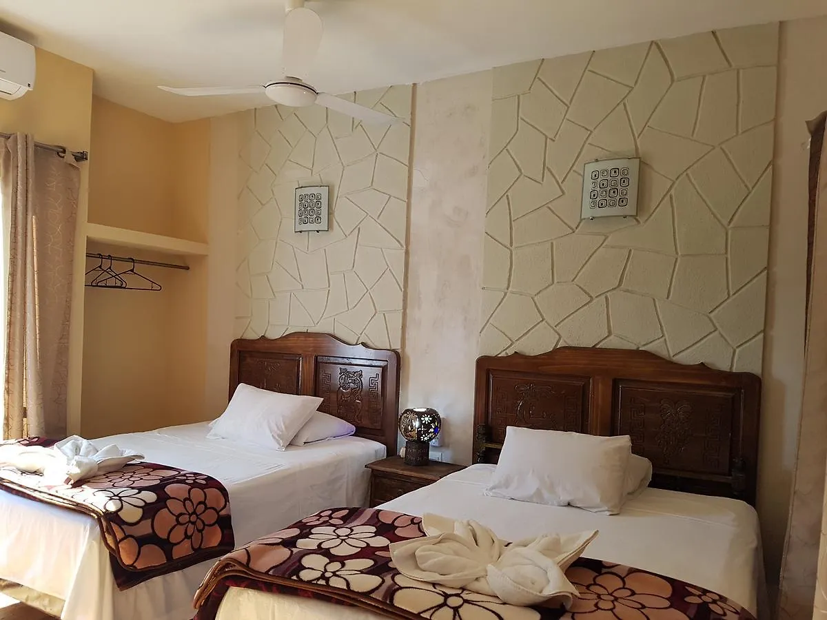 Hotel Mayahau Coba