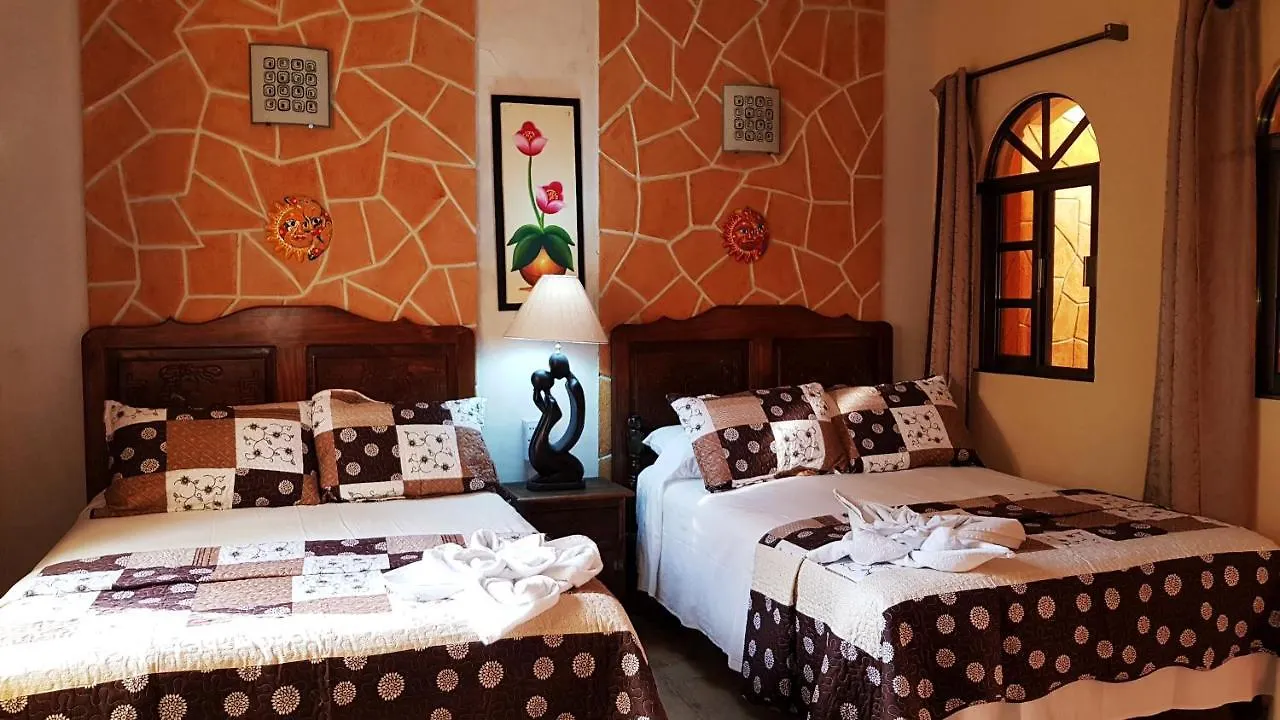Hotel Mayahau Coba