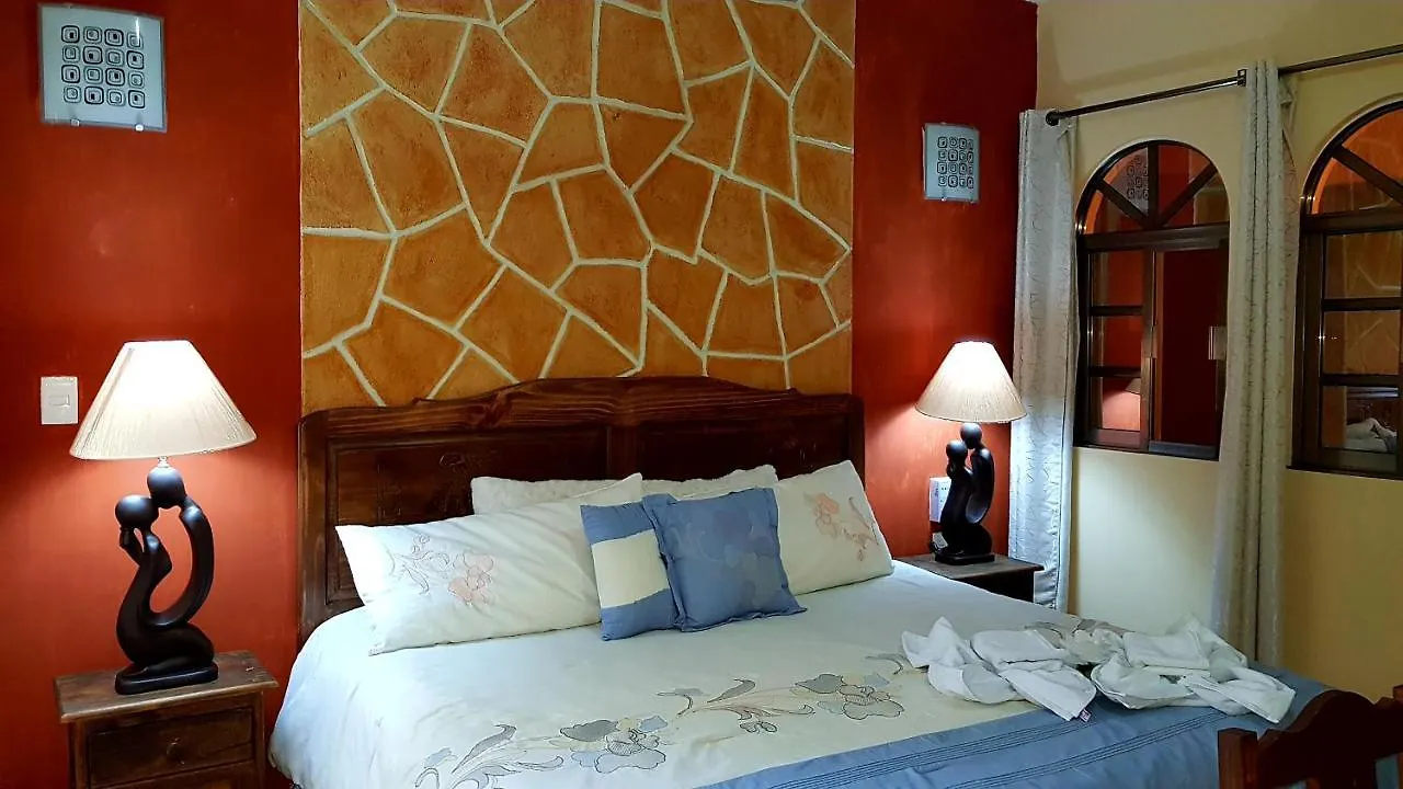 Hotel Mayahau Coba