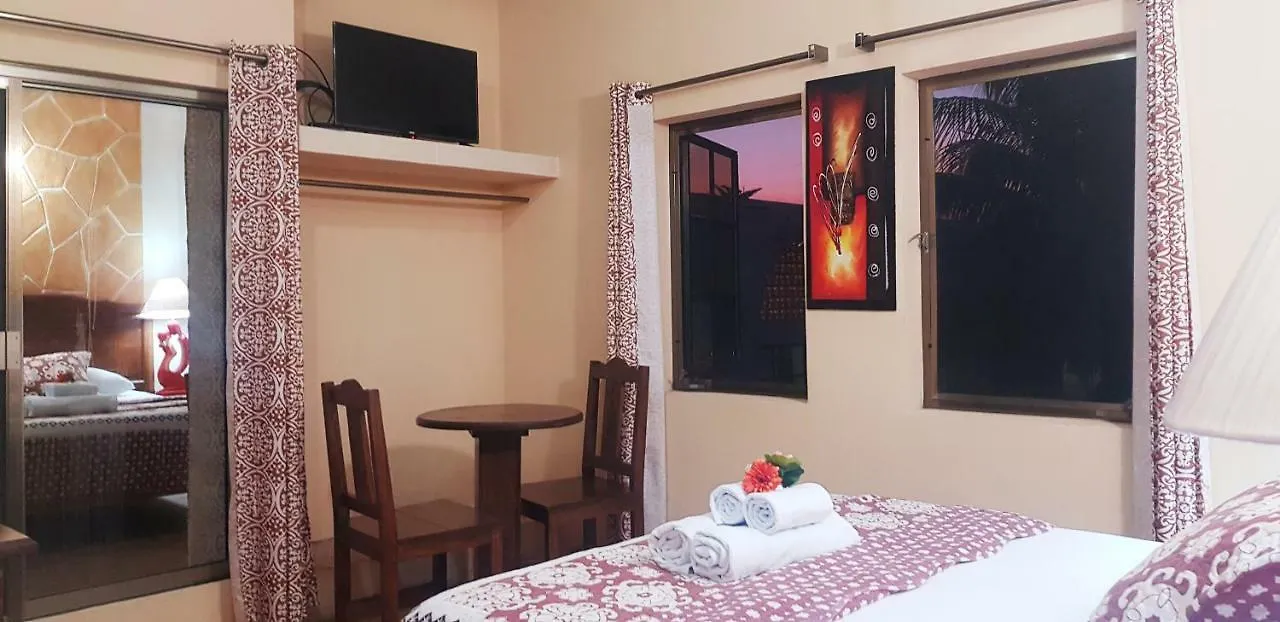 Hotel Mayahau Coba