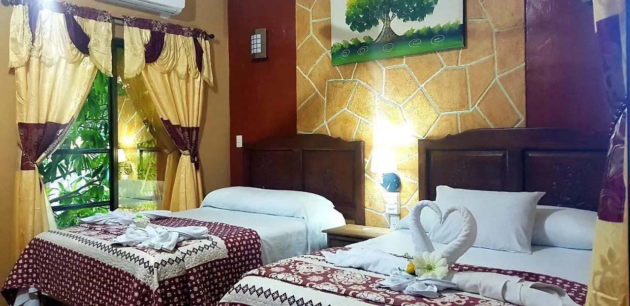 Hotel Mayahau Coba